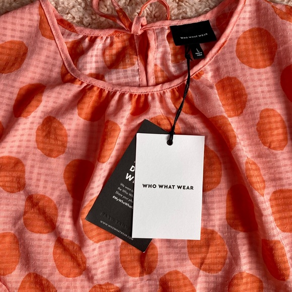 Quirky Dot Blouse - Picture 4 of 6